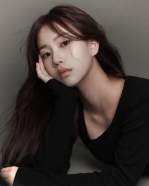 So A-rin Instagram - 🖤