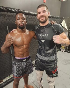 Sodiq Yusuff Instagram - Much love to @semithejedi for coming through tonight for some solid work 👊🏿💪🏿