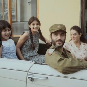 Sofia Essaïdi Instagram - Merci à Michale Boganim de m’avoir invitée à explorer l’amour inconditionnel et la liberté d’être devant la caméra sur TEL AVIV-BEYROUTH ❤️ Actuellement au cinéma.  @zalfa.seurat @sarah8adler @shlomielkabetz @younesbouabofficiel @avishaicohenmusic #Maayaneboganim @dulaccinemas @dulacdistribution @mobydick.films #lesfilmsdelacroisade
