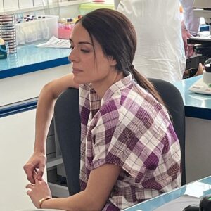Sofia Essaïdi Instagram - LA PESTE 
Mini série librement adaptée du livre d’Albert Camus.
Merci mon Antoine pour cet accueil si chaleureux 😍
Merciiii et bravo à toute l’équipe 👏🤩
@france.tv @siecleproductions @antoinegarceau @georgesmarcbenamou  Frederic Pierrot @hugobeckerofficiel @johanheldenbergh @_judith_chemla__ @pascalearbillot @constancebascou @elias.hauter @jeanluc.porraz @guillaumemarquetofficiel @ericnaggar_off @constanzaguillaume @vincianemillereau @francisleplay @eric.denize @patrickmilleofficiel @jean_francois_cayrey @maximedaboville @hiip.guitar @giuliasagnier @anne.le.forestier @lee.delong @jhoslican