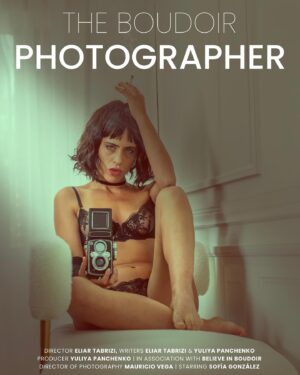 Sofía González Instagram - Presentando el póster “The boudoir photographer” 🎞️ una película de @eliar.tabrizi 🖤
Productora @ypanchenko 💚

Pronto el teaser y más 🧡

#theboudoirphotographer #feature #film #actriz #actress #cine