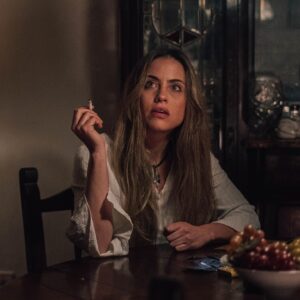 Sofía González Instagram - 🎬

Canino de @juliantsilva 
Foto de @simon.lecha 

#actriz #argentina #cine #terror