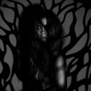 Sofía González Instagram - “…el único propósito de la existencia humana es prender una luz de sentido en la oscuridad del ser.”

📸 @josephmassey_photography 

#quote #cita #carlgustavjung #photo #portrait #foto #retrato #blackandwhite #blancoynegro #actriz #actress