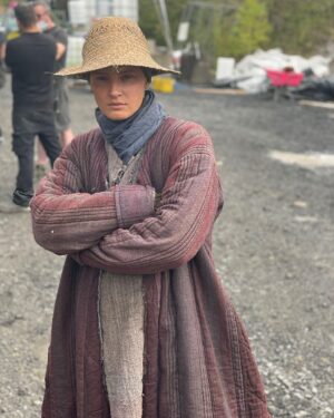 Sofia Lebedeva Instagram - Vikings Valhalla
Backstage 
@netflixvalhalla 
@netflix

photo by @mr_akinyemi ?? Was it you, sweetheart?☺️☀️☀️☀️