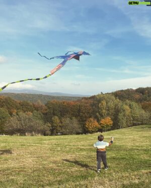 Sofiane Tadjine Instagram - Wild soul … free Spirit … like the divine wind 🤲🙏🦁❤️ #goldenchild#nextgeneration#love#peace#unity 🕊️
