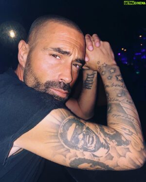 Sofiane Tadjine Instagram - « La beauté est dans les yeux de celui qui regarde » #monsieursofiane#lionheart 🔥👑🦁 🖤