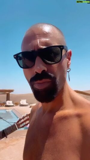 Sofiane Tadjine Instagram - La musique adoucie les mœurs paraît il … #monsieursofiane @omarfilkiofficiel @soufiane_mandres