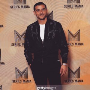 Sofiane Zermani Instagram - Un boulot sérieux 🙏🏼 

Merci @seriesmania & @fiffribourg 🔥 

#HorsSaison TEAM ♥️ 
@pierre_monnard 
@marinahandsofficial 
@angladejeanhugues 
@cyril.metzger 
@annapierizuercher 
@philippe_gray 
@maximiliaan 

Écrit par @ruimix_ & @sarahfarkas_ 💫 

Produit par @gaumont_ & @akkafilms pour @francetelevisions 🇫🇷 & @radiotelevisionsuisse 🇨🇭 
 
@gregory_weill 
@nicolashoyet 
@daphneoudaph 
@christellegraillot 
@jamilaouzahir 
@c_chanut 
@hermes 
@patekphilippe
