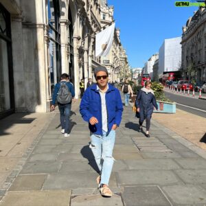 Soham Majumdar Instagram - There is recently an audio that is doing the rounds quite a lot, something I have heard and re-heard quite a lot over the years. Hopefully the meaning of it changes everytime with each passing phase.
“Mujhe yeh sab kuch nahi chaahiye, nahi banna hai mujhe bada, mera dil toothna nahi chaahiye bass”