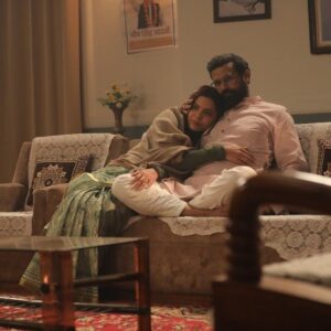 Sohum Shah Instagram - Maharani (both 1 and 2 😉) will always be my absolute favourite! Yeh mere liye bohot hi yaadgaar samay raha hain, aur aap sabne jitna pyaar Bheema ko diya hain, usse yeh safar aur yaadgaar ho gaya hain! #AYearToMaharani2