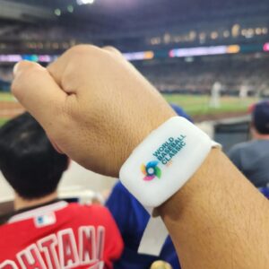Sōichi Nakaoka Instagram - なぜなのか？中岡

なぜWBCの決勝に中岡がいたのか

どうやってたどり着けたか

明日のイッテQをご覧下さい！！

#中岡が座っていい席などこの世にない
#中岡は黙って球場のゴミを拾え
#中岡にペットボトル投げたい
#中岡にヤジを喰らわしたい
#でも最高やったね
#ぜひイッテQ見てください