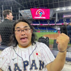 Sōichi Nakaoka Instagram - ロッチ中岡の見方

中岡をいろんな角度から見て楽しんで下さい。

可哀想と言われる中岡はまだまだ未熟！

しかしWBCは最高でした。

#中岡の見方を知りたい人いない
#中岡はどの角度も微妙
#中岡は夜中に酔っ払い長文書いて朝起きて消すロン毛