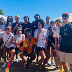 Sol Miranda Instagram - os primeiros 10km a gente nunca esquece ! obrigada @maratonadoriooficial @ojuniorsilva pelo convite. 

foi uma das melhores experiências da minha vida 🏃🏽‍♀️

@ligborges @tai_brum e @carolahsilva obrigada pelo empurrão e por me encorajarem 🤍 vcs resumem a frase: quem tem um amigo tem tudo !