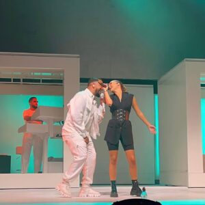 Sola Instagram - Je ne le dirai jamais assez…Merci pour tout 🤍🥇