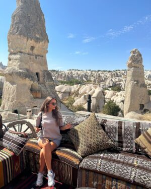 Sola Instagram - Capadoccia x istanbul🇹🇷🏜️