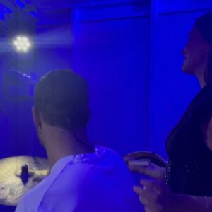 Sola Instagram - 🎬 Clap de fin d’une aventure incroyable avec des personnes incroyables🤍 Ces moments resteront gravés à jamais en moi 💭

Merci à tous ceux qui ont fait partie de cette magnifique histoire , un chapitre se termine mais l’histoire continue…🙌🏽

📸: @azzedine__brahimi_