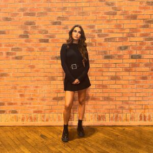 Sola Instagram - School vibe🖤👋🏽