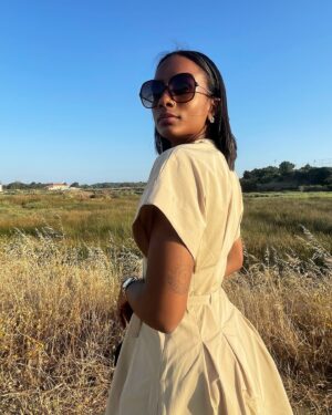 Solange Hilário Instagram - The greatest comeback is the one 
to yourself 🤎