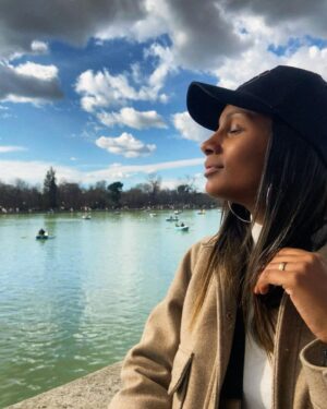Solange Hilário Instagram - El Retiro 🍃
#off #halamadrid #spain #parquedelretiro
