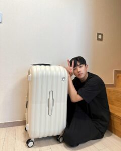Actor Son Ho-jun HD Instagram Photos and Wallpapers April 2024