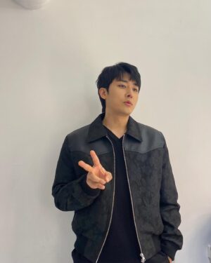 Son Ho-jun Instagram - 