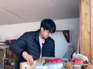 Son Ho-jun Instagram - 삼시세끼 다 잘챙겨 드시구 
저녁 9시10분에 만나요👋🏻
#삼시세끼 #첫방송