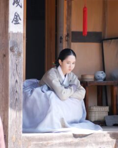 Actress Son Sung-yoon HD Instagram Photos and Wallpapers January 2024