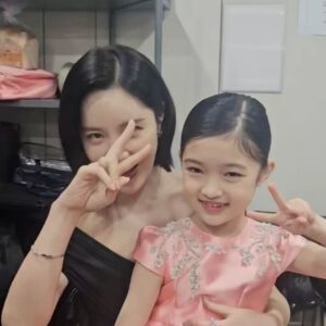 Son Sung-yoon Top 100 Instagram Photos and Posts