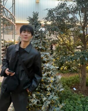 Son Woo-hyeon Instagram - FALLing