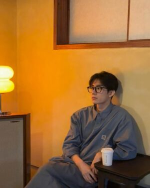 Son Woo-hyeon Instagram - 장마가 시작될 때