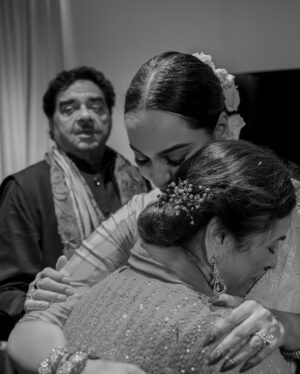 Sonakshi Sinha Instagram - At the wedding Maa started crying when it hit her i would be moving out of the house, i told her “Maa, dont worry… juhu to bandra only 25 mins” 
Missing them a lil extra today, so I’m telling myself the exact same thing ❤️ 

Hope theres Sunday sindhi curry made at home…See you soon… zoom zoom zoom 😂😂😂