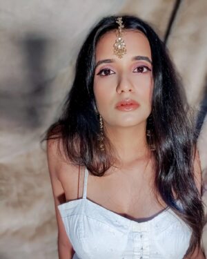 Sonali Sudan Instagram - When eyes talk, listen 💘
.
.
.
#selfportrait #selflove #selfportraitphotography