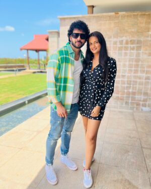 Sonali Sudan Instagram - Samara Promotions Photo Dump 🤌🏻🫶🏻

#samara #samaramovie #samarafilm #samarateam #moviepromotions #11thaugust #malayalmfilm #rahman #samarathemovie #sonalisudan