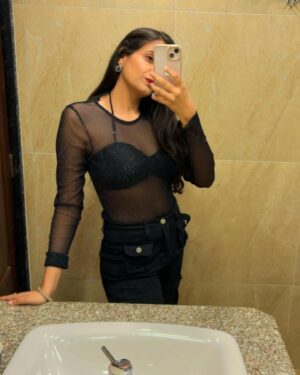 Sonali Sudan Instagram - Mirror Selfie Dump 🥂
#goadiaries