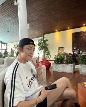Song Geon-hee Instagram - 🇹🇭📷