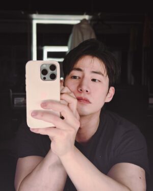 Song Jae-rim Instagram - 😷