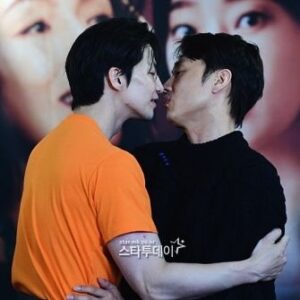 Song Jae-rim Instagram - -Acting theater.  Play_Wife
연극_와이프 23y12/26~24.02/08