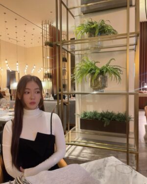 Song Ji-woo Instagram - 