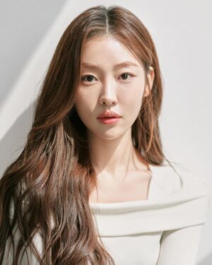 Song Ji-woo Instagram - #profile
