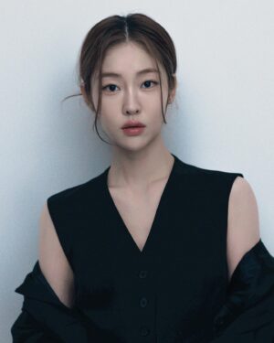Song Ji-woo Instagram - #2024 #profile