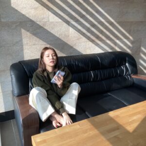 Song Min-ji Instagram - 날씨는추운데햇살은따사로웠던날.