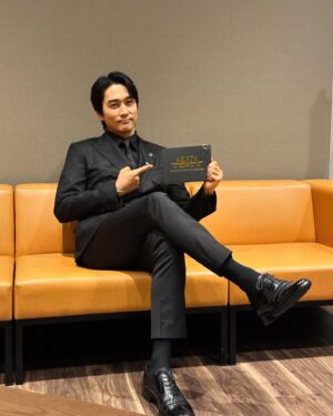 Song Seung-heon Instagram - 대한민국 최고의 배우 전여빈님과 함께!

#ASEA 
#전여빈