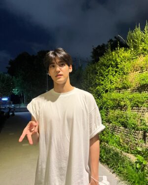 Song Yu-vin Instagram - 하이🐶