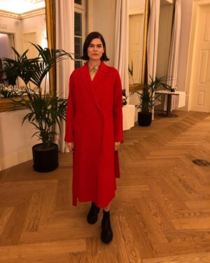 Sónia Balacó Instagram - No jantar da @vogueportugal em @burberry.

A @vogueportugal hangout in @burberry.