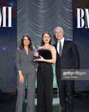 Sonya Belousova Instagram - My most favorite event of the year. Thank you @bmi for all the love! Feeling lucky and grateful for another BMI Award, this time for #TheThingAboutPam. This is such an honor. And what an incredible night! Thank you to the absolute legend and our brilliant showrunner @jennybgoode for bringing Giona & I on this adventure, love you to the moon and back!! And thank you BMI and @reema.iqbal for your continued support and for being amazing! ❤️🎶❤️