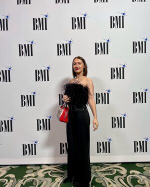 Sonya Belousova Instagram - My most favorite event of the year. Thank you @bmi for all the love! Feeling lucky and grateful for another BMI Award, this time for #TheThingAboutPam. This is such an honor. And what an incredible night! Thank you to the absolute legend and our brilliant showrunner @jennybgoode for bringing Giona & I on this adventure, love you to the moon and back!! And thank you BMI and @reema.iqbal for your continued support and for being amazing! ❤️🎶❤️