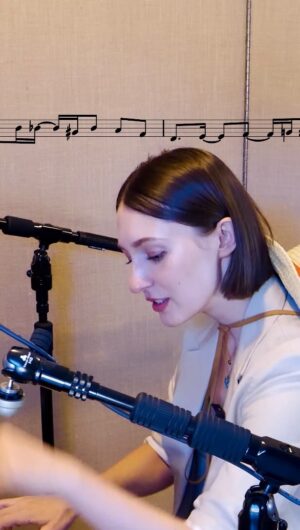 Sonya Belousova Instagram - Breaking Down SANJI’s THEME - Enjoy! ❤️🏴‍☠️

The official @onepiecenetflix soundtrack by Sonya Belousova & Giona Ostinelli is available NOW everywhere: https://netflixmusic.ffm.to/onepiece

#onepiece #onepieceliveaction #onepiecenetflix #sanji
