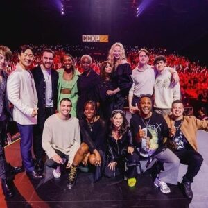 Sophia Brown Instagram - I am speechless. The most incredibly surreal day.

eu te amo brasil 🥹.

muito obrigado @krisna and @jennykennedy for making me feel glorious. #netflixnaccxp 

🇧🇷💛🙏🏾💃🏾