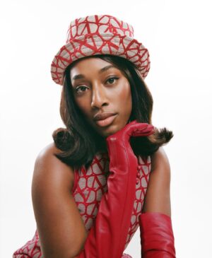 Sophia Brown Instagram - Did an interview for @notion Magazine chatting about Love in London for ‘You & Me’. Link in my Story 🖇️

Shot by the absolute best: @pipbourdillon 
Styling: @sarahroseharrison @styledbysrh
Hair: @kieronlavine 
Make up: @kennethsohmakeup 
Photography assistant: @kevin.anaafi 
Hair assistant: @jadarose.brown.senior 
Interview: @_lavieathomas