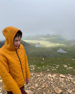 Sophia Capasso Instagram - Wet, windy, wonderful Wales 🏴󠁧󠁢󠁷󠁬󠁳󠁿🏔

You took my sanity, destroyed our tent and left me with webbed toes. But my god you were great!!